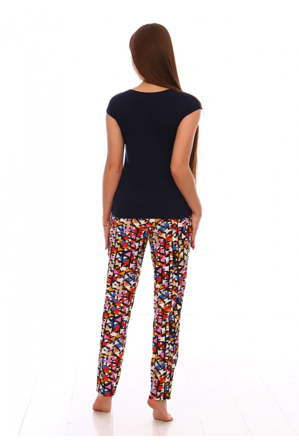 Фото товара 20556, костюм: брюки и футболка